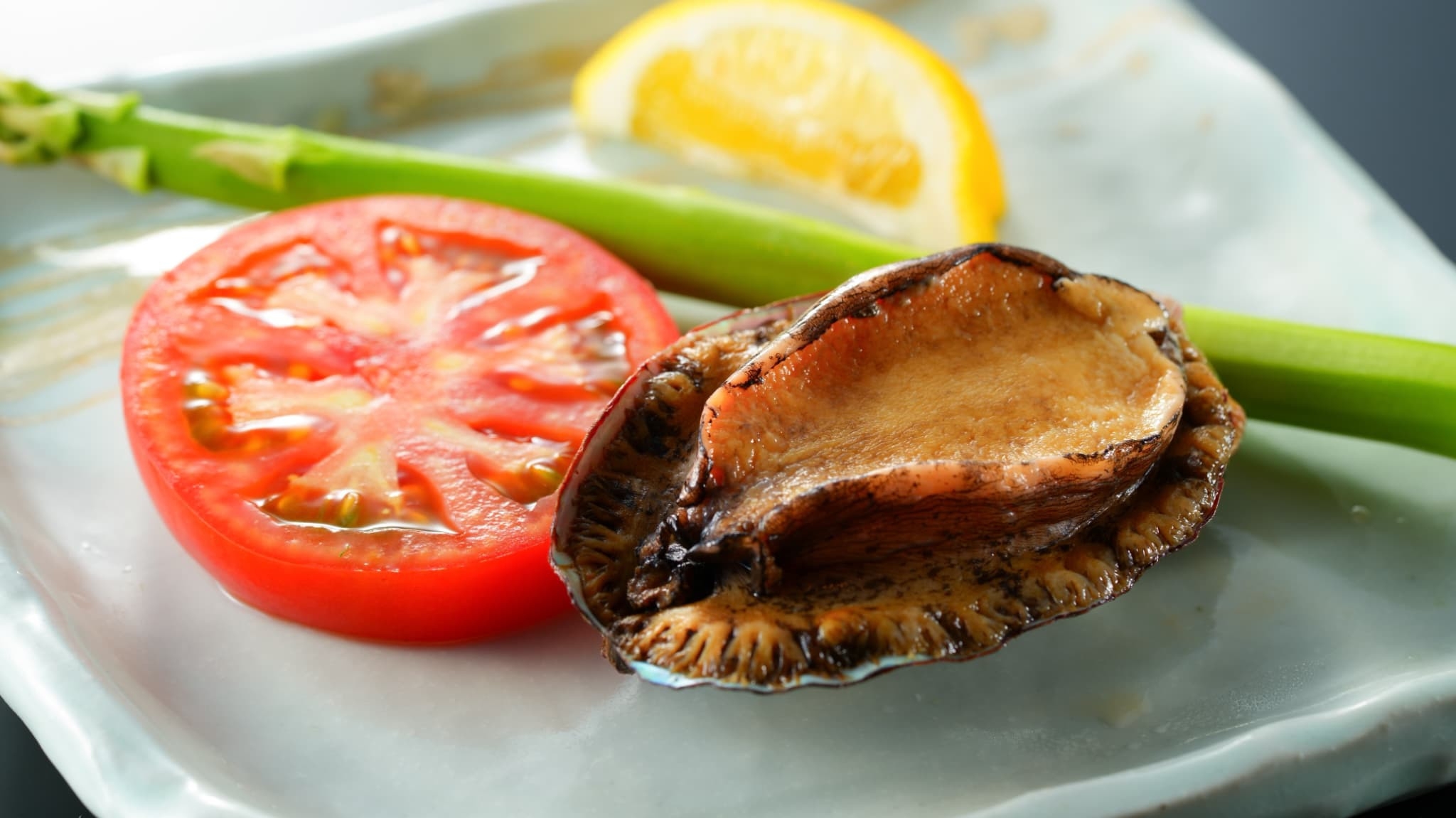 【春SALE】＜宙館＞【鉄板焼　久住コース】国産黒毛和牛と鮑バター焼き付／夕食19:30／鉄板朝食