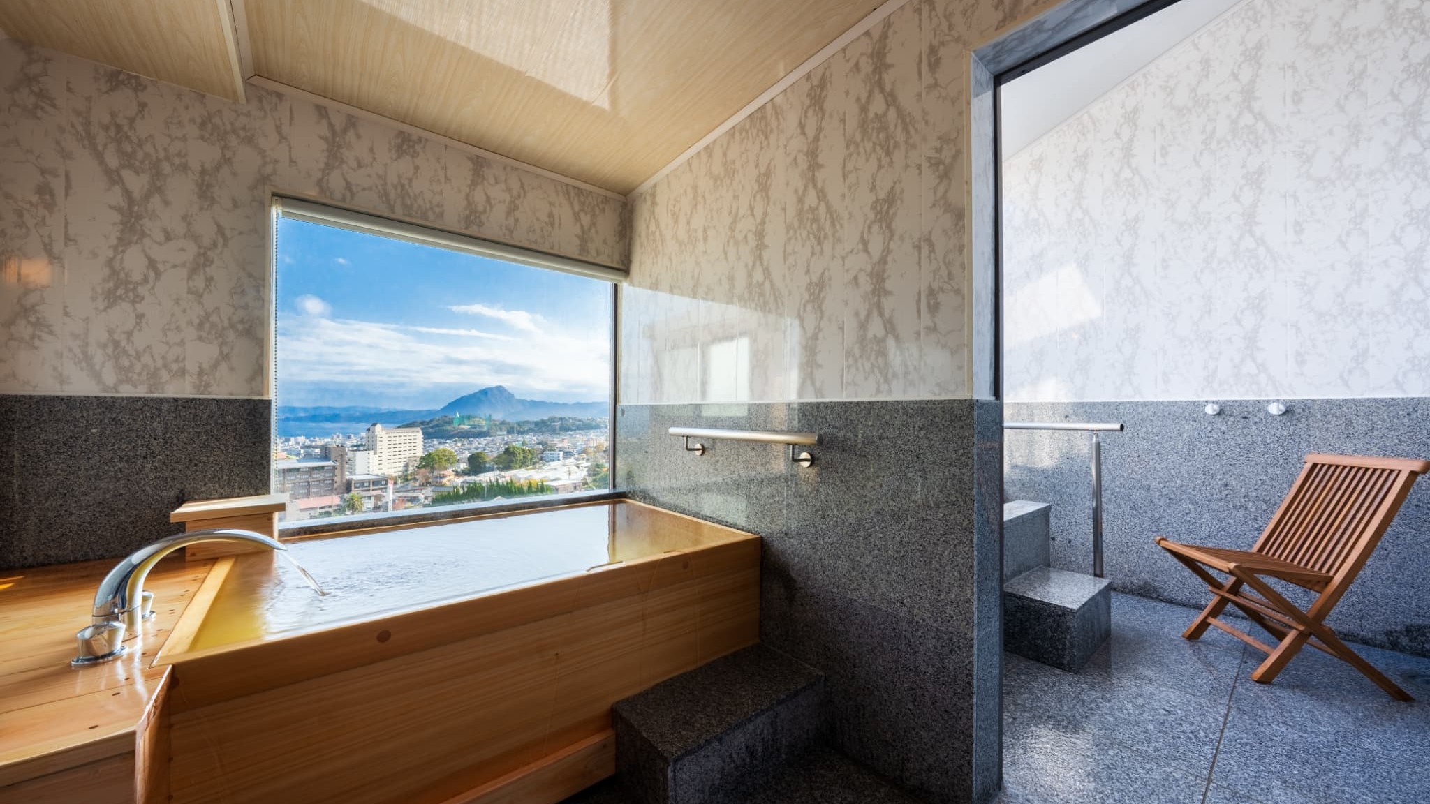 【宙館】～月の棟～502 