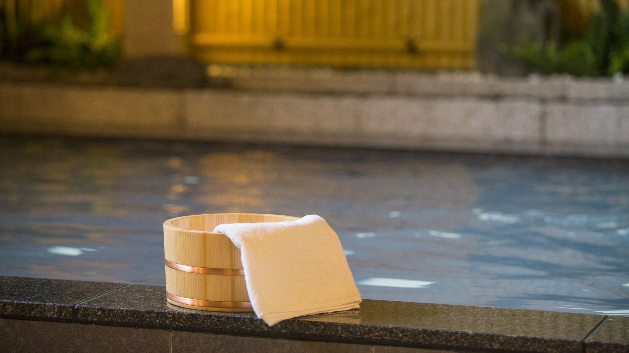 コンパクトながらも、心地よい空間でリラックスいただけるお風呂です。