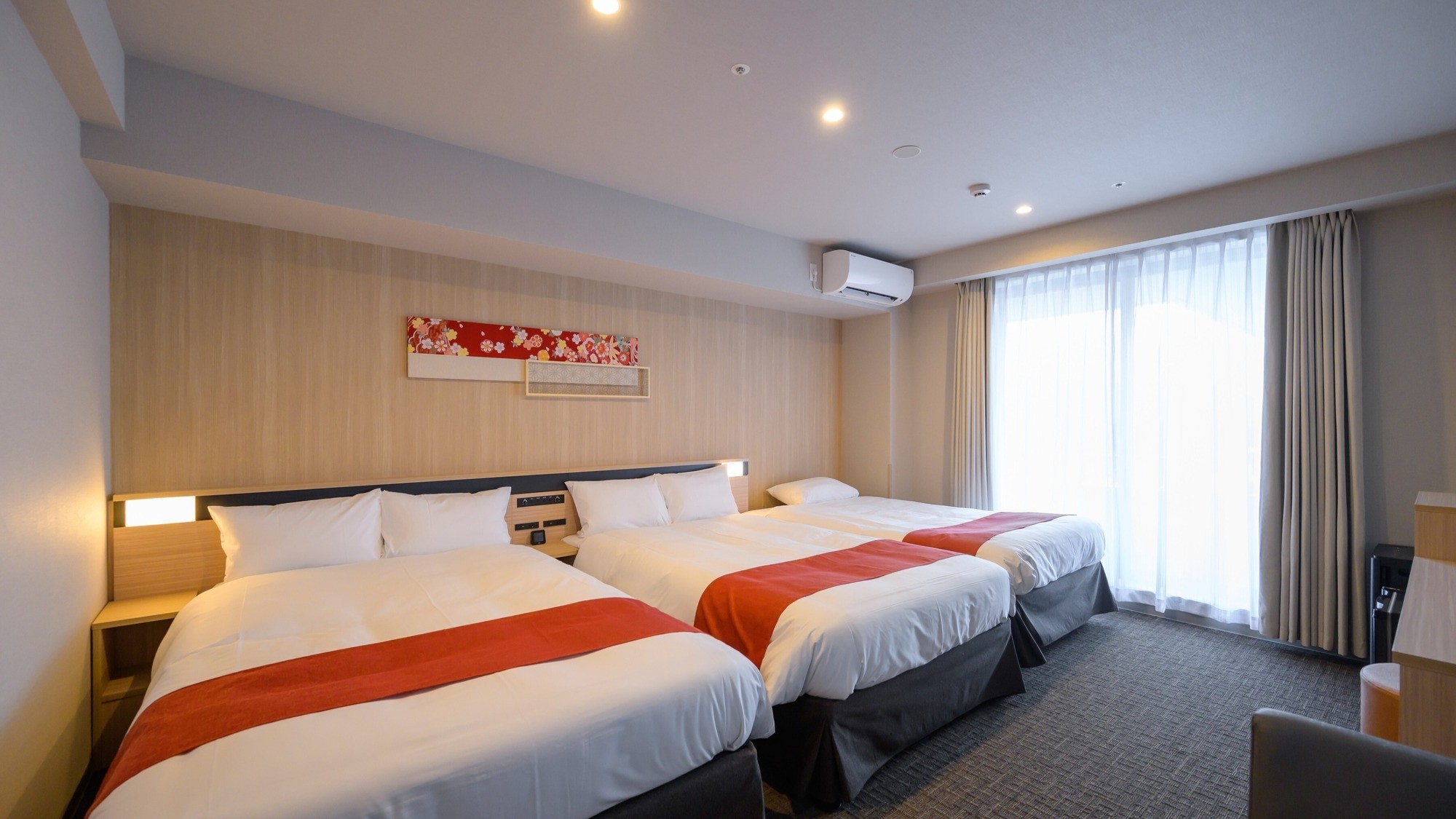 【別館】Grandeモデレートツイン  120cm幅ベッド2台