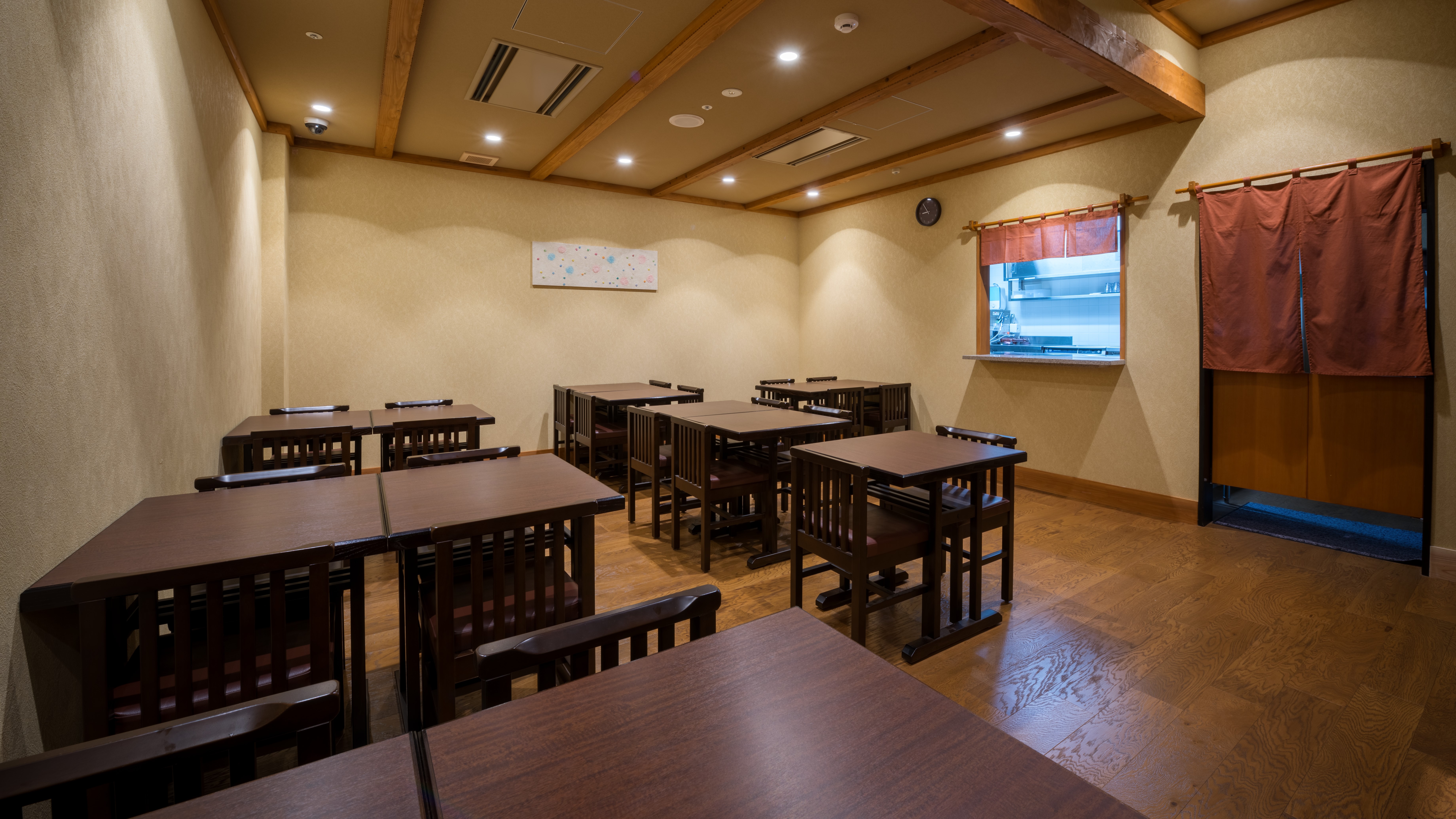 【無料サービス】夕食後に小腹がすいたときは、夜鳴きそばをお召し上がりください！