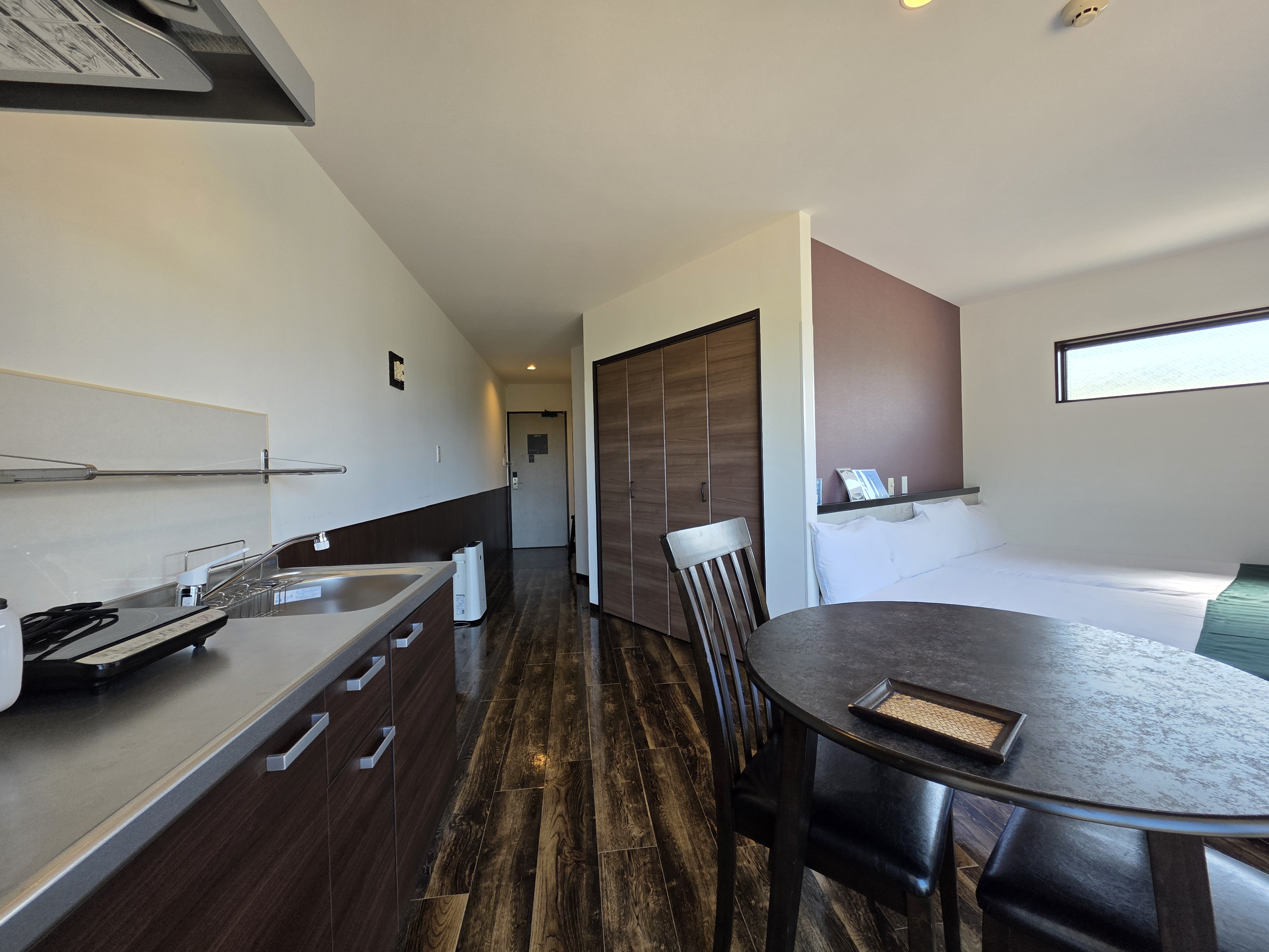 【セミダブルベッド2台&times;キッチン付きのツインルーム】