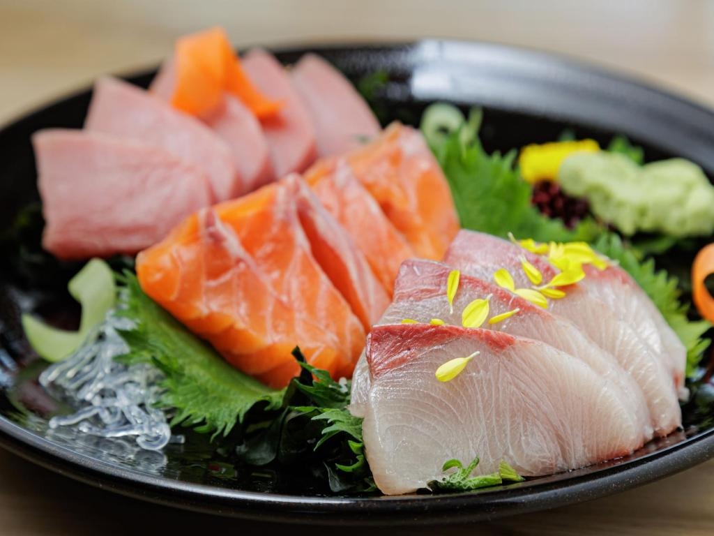 【2食付】富士眺望のレストランで贅沢バイキング／小学生添い寝無料