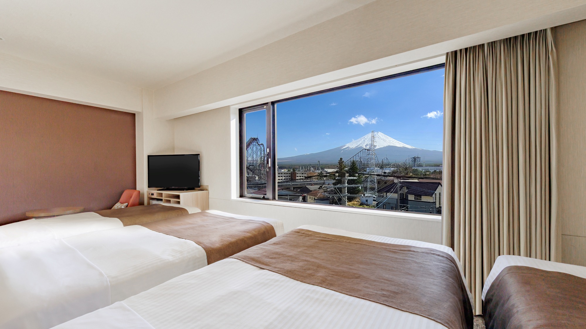 ファミリーフォース富士山ビュー