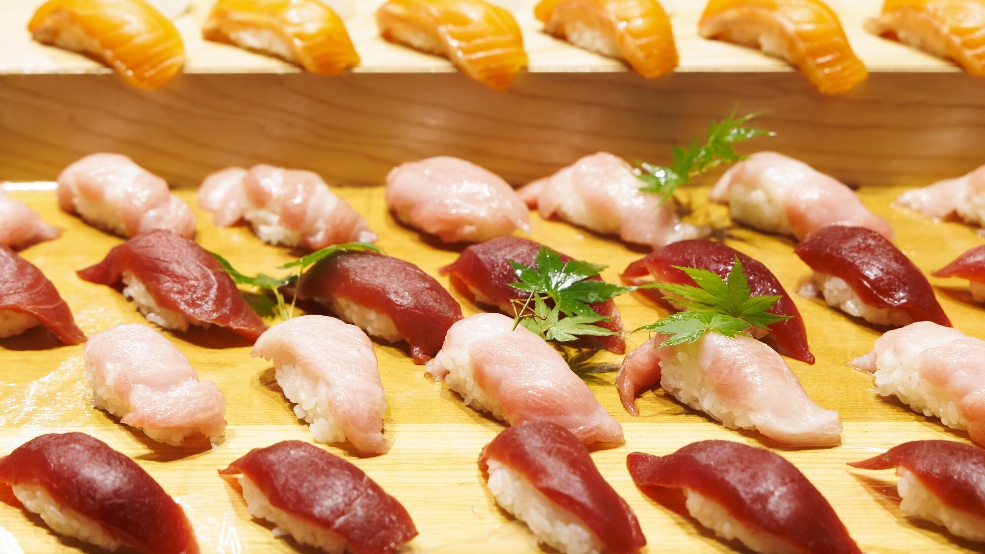 【夕食ビュッフェ・前半】〜夕食・朝食はプレミアムビュッフェ＆温泉露天風呂付客室〜ユネッサン入り放題