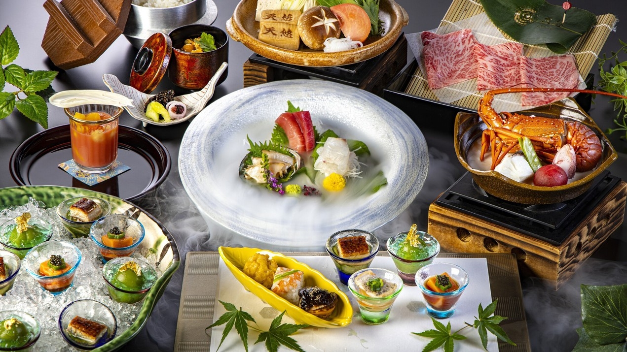 【貴賓館/豪華特撰会席】 国登録有形文化財で食す会席「悠然」/前半とビュッフェ朝食＆ユネッサン入場券
