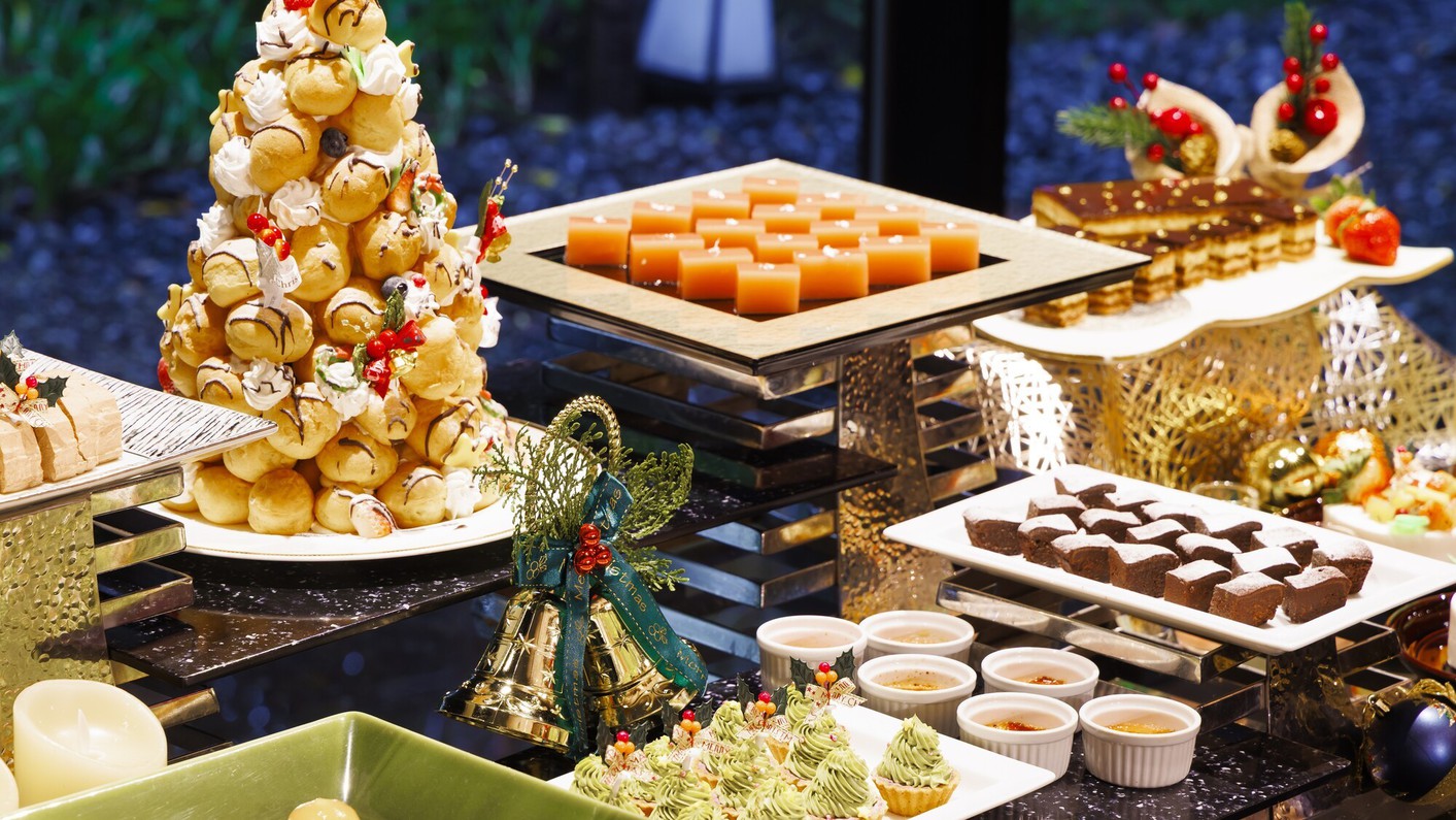 【11/25〜12/25限定】クリスマスディナービュッフェ＜前半＞露天風呂付客室＆ユネッサン入場券付