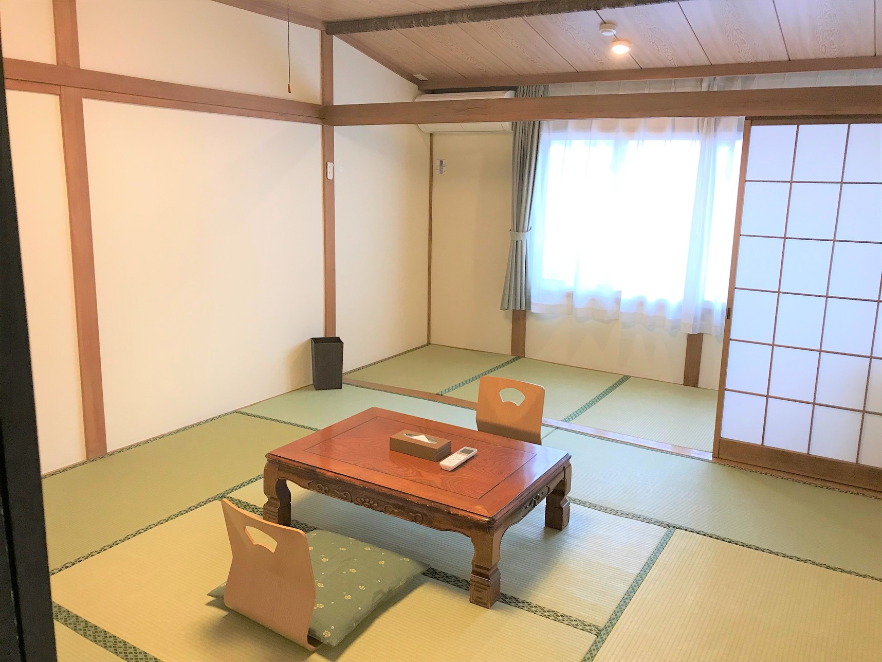 和室10畳　富士山全景が望めるお部屋（洗面台付き）