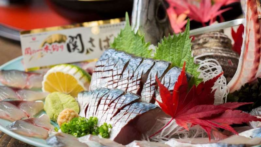 お食事｜大分が誇るブランド魚、関サバの姿造りに舌鼓！※イメージ