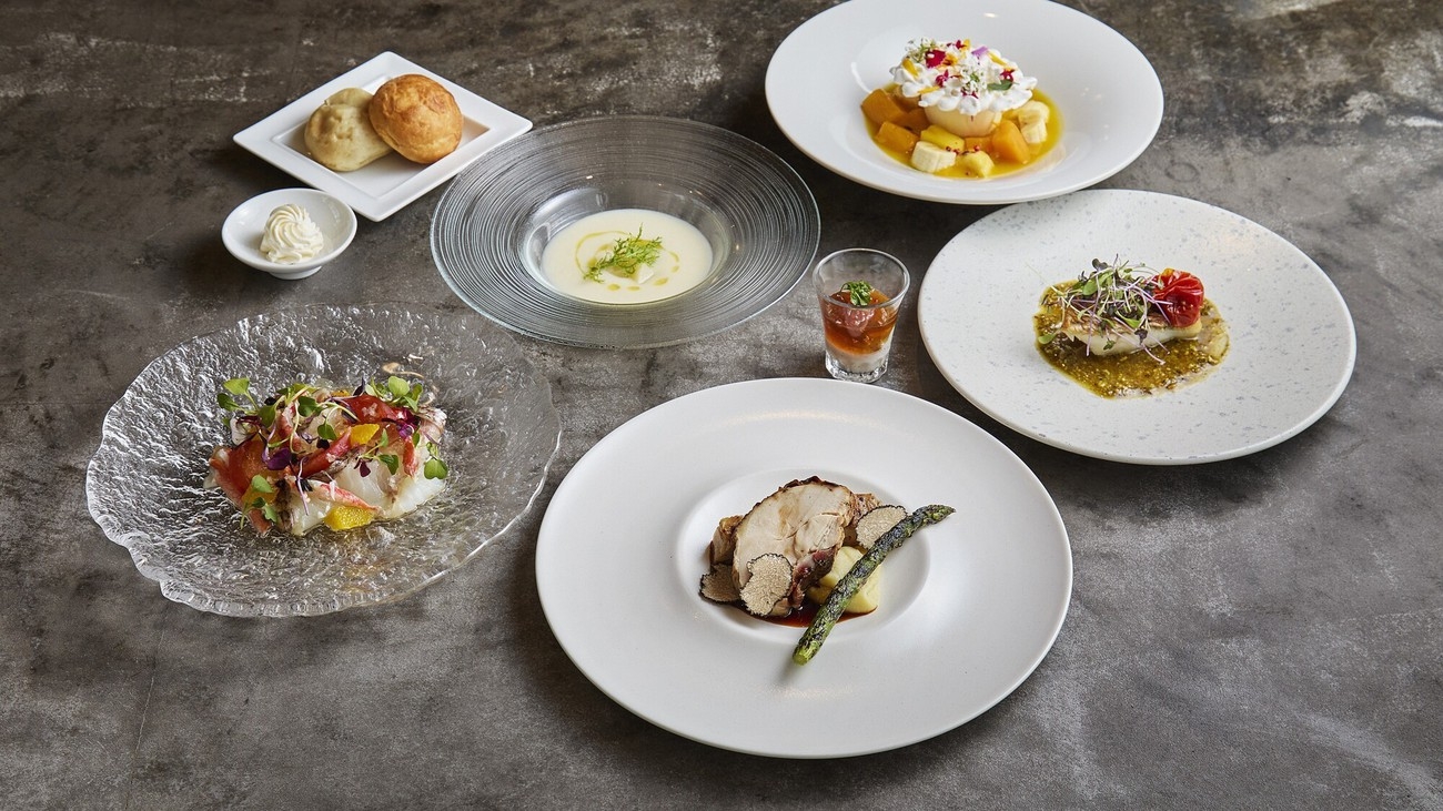 【夏のご宿泊限定】＜夕朝食付＞お日にち限定特別プラン・メインを選べる薪火ディナーコース
