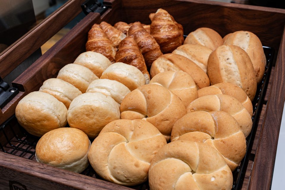 朝食ビュッフェ　イメージ