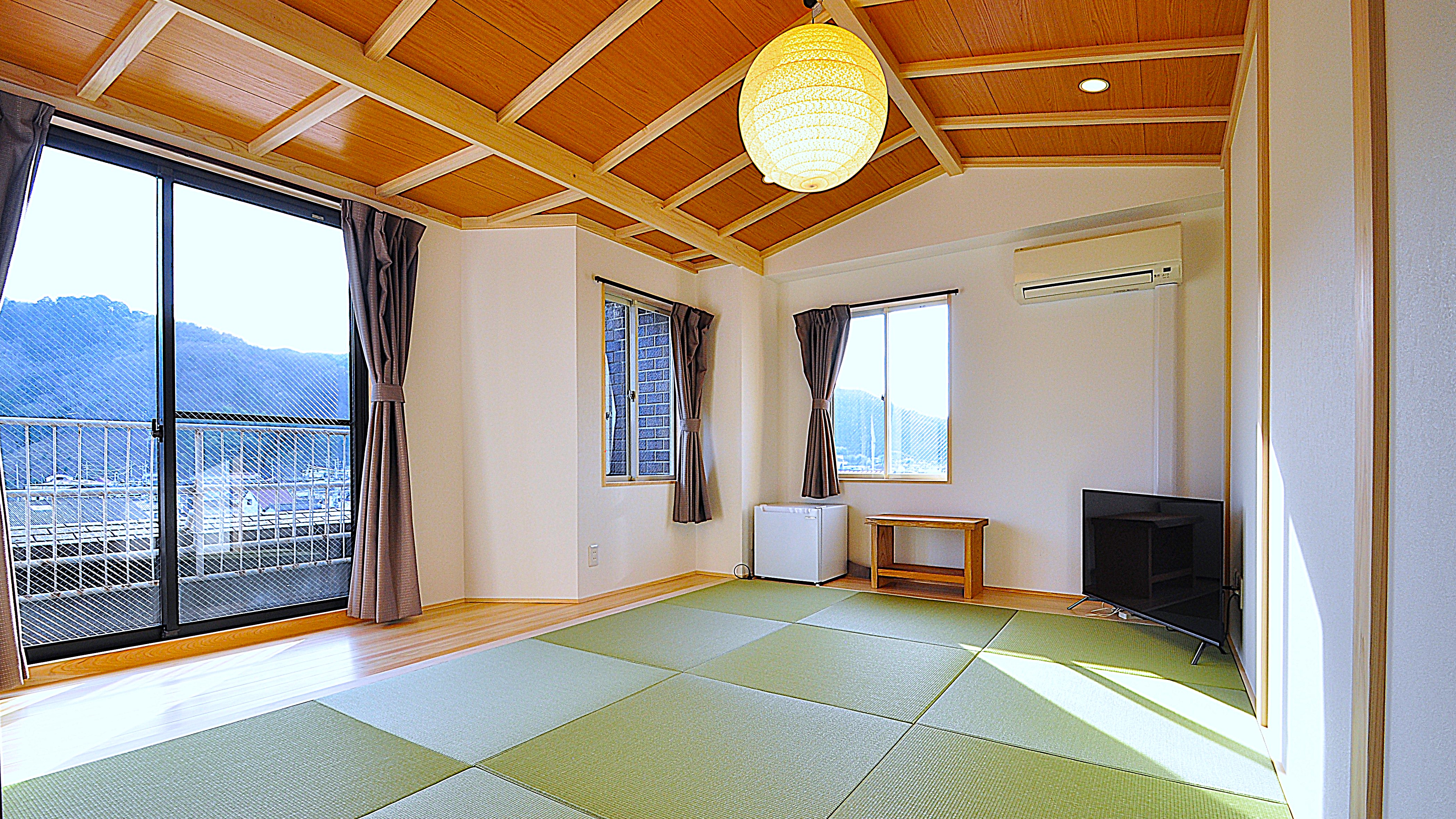 禁煙和洋室9畳　本館　B7