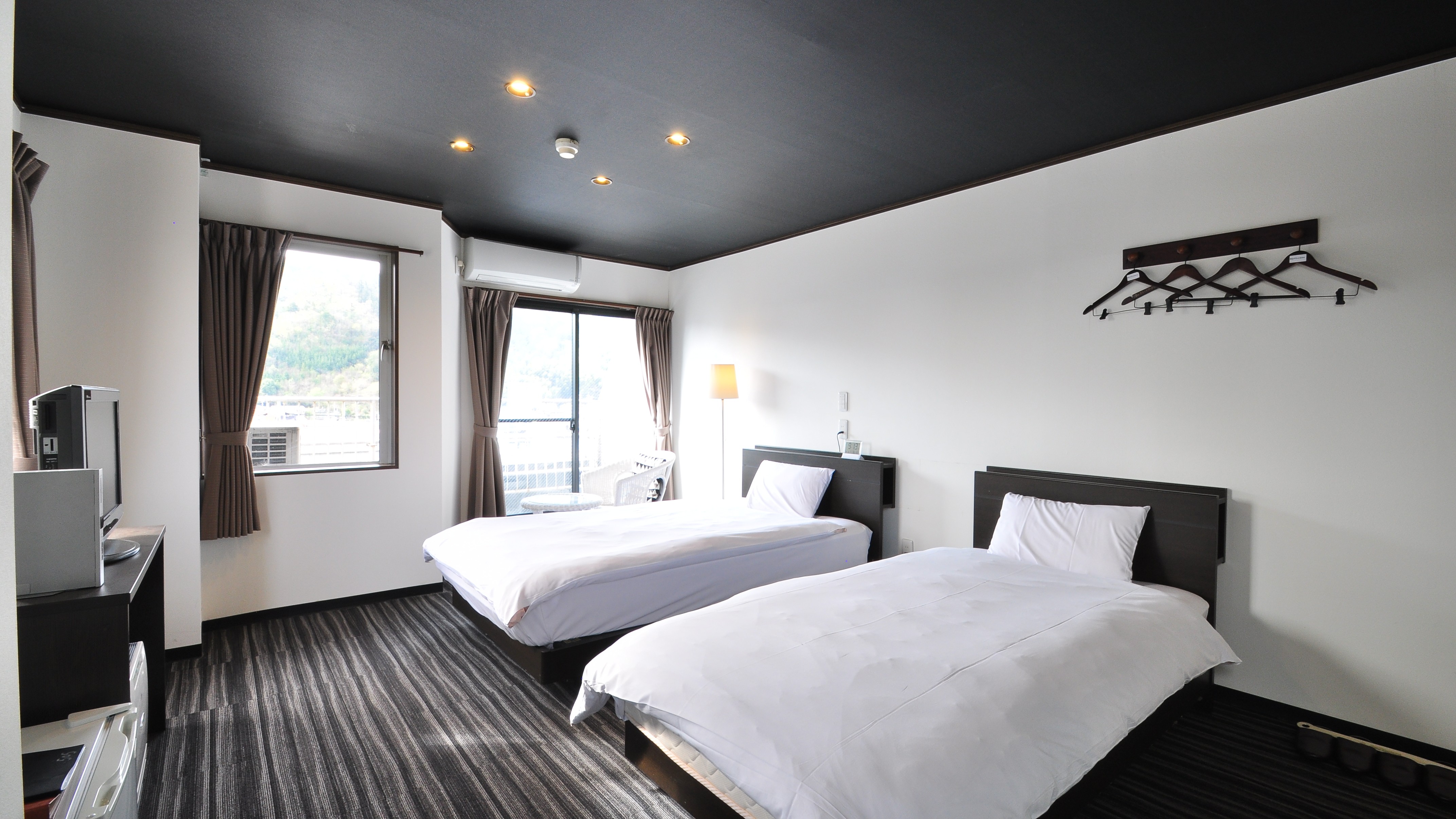 禁煙ツイン　本館（ベッド）A9