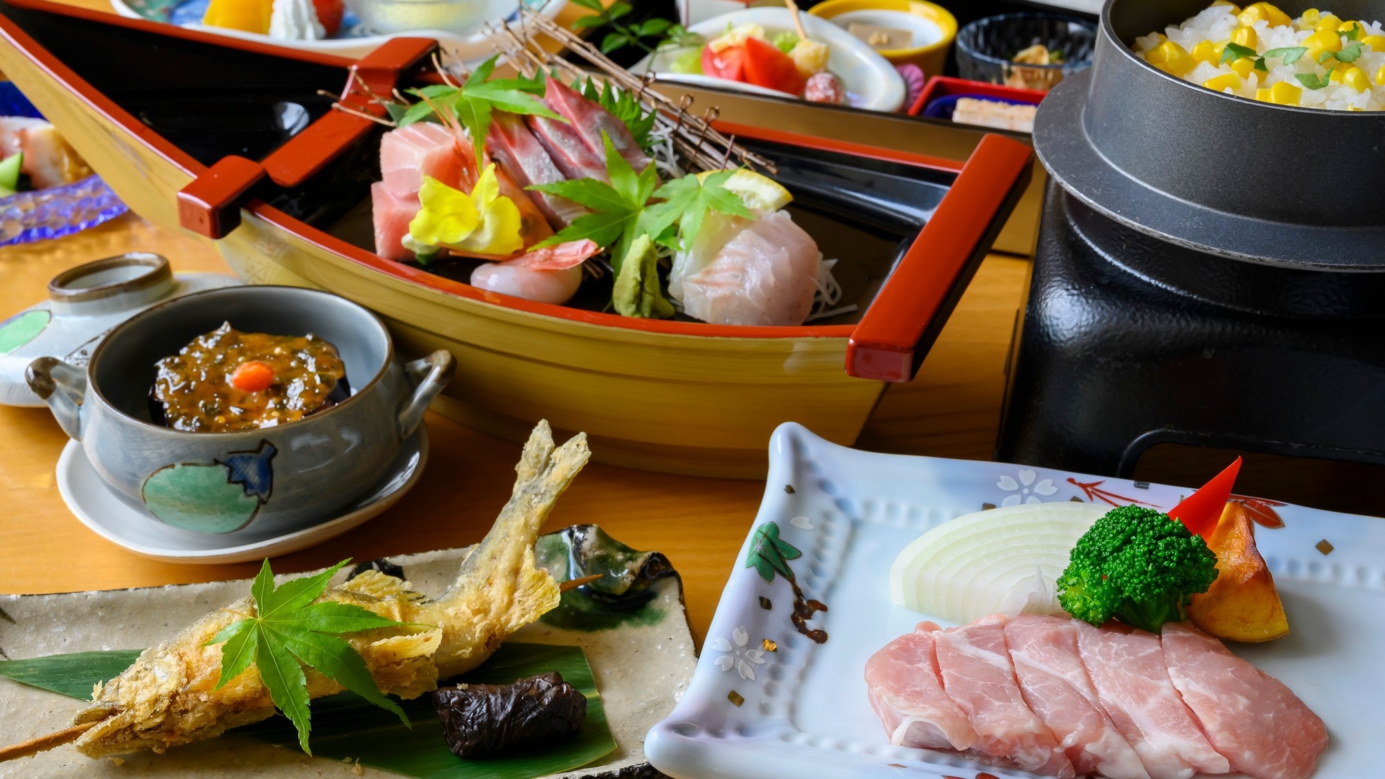 【イチオシ！夏のほたる会席】旬の鮎に吉川なすの味噌田楽・もちろん新鮮なお造りも〇デザートで納涼〇