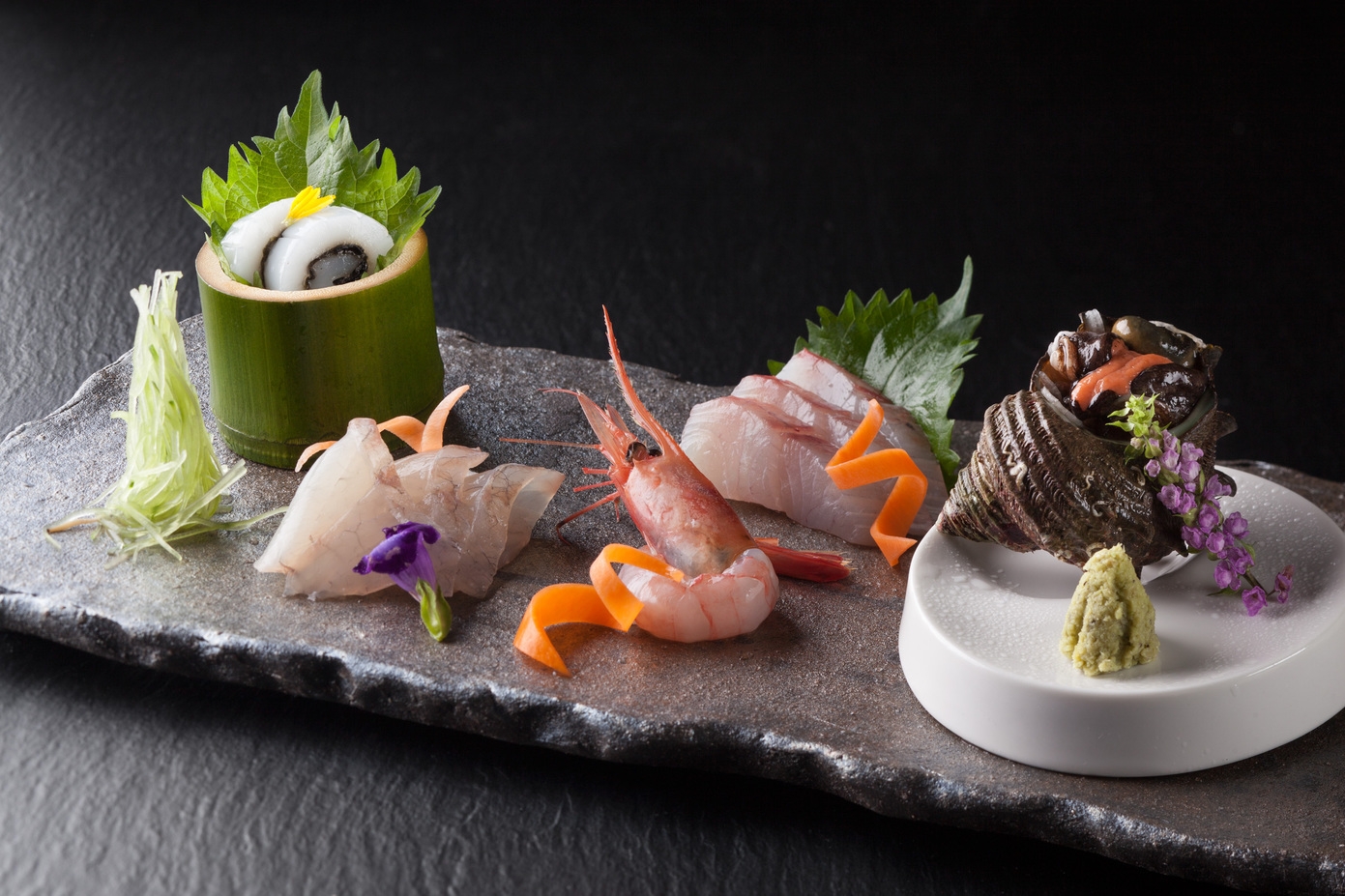 【三大美味会席】のど黒塩焼き・活鮑バター焼き・但馬牛へレステーキの味覚を堪能！絶品三品を贅沢に食す