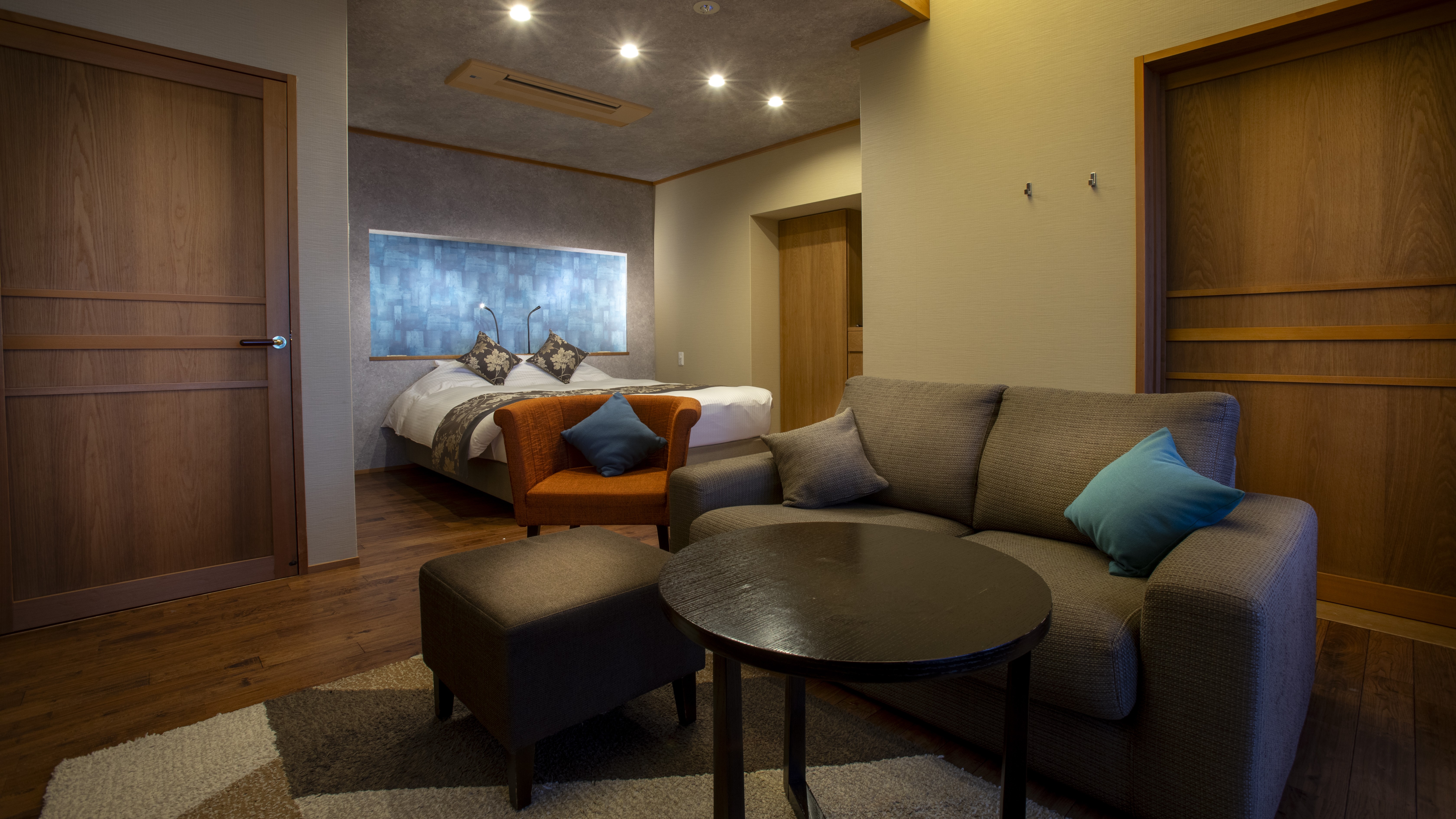 【102・海】刻一刻と変わる日本海の情景を愉しむ、オーシャンビュー和モダン客室・ダブルベッド