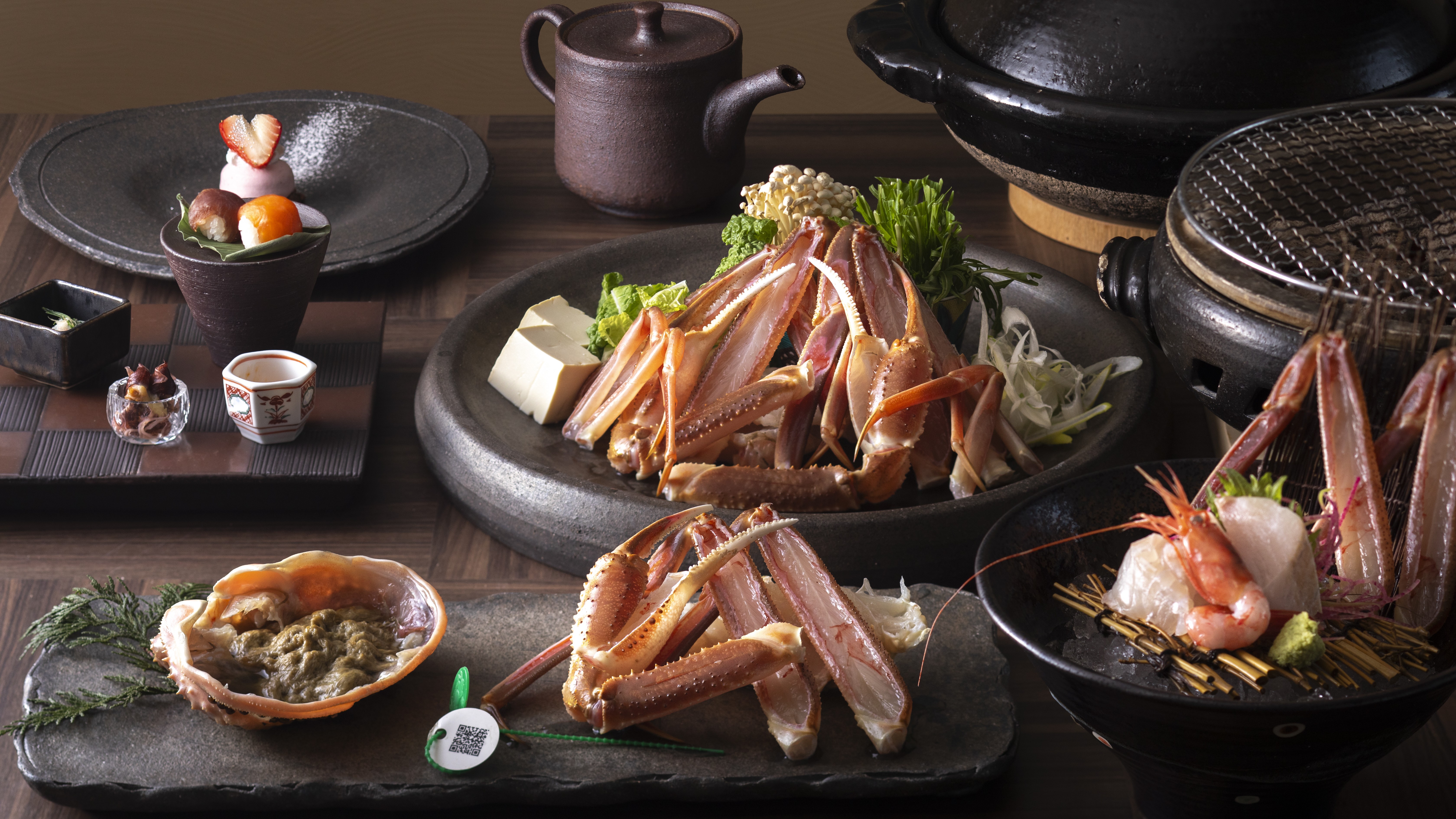 【冬・間人ガニ会席】冬の味覚の王様・間人ガニを余すことなく味わう贅沢&hellip;刺し・焼き・鍋などで堪能。