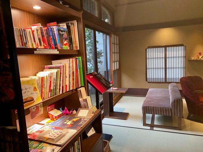 ■ライブラリーラウンジ■