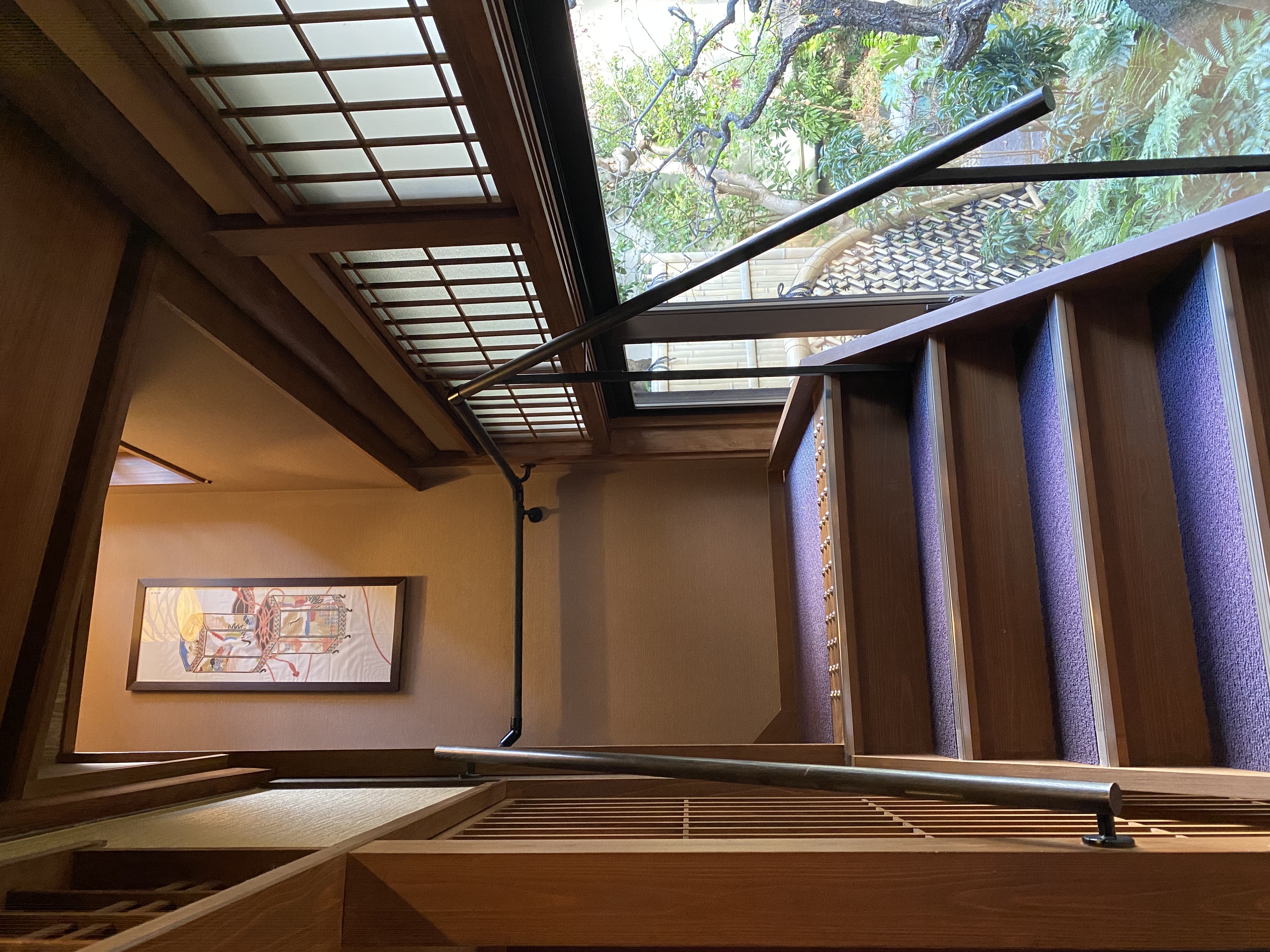 階段も京町家らしい造りです。