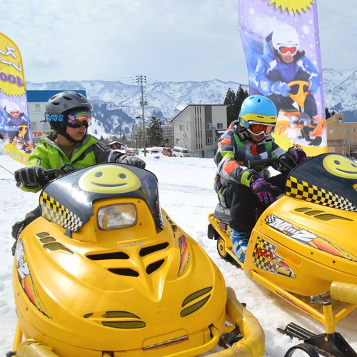 スノーモービル体験