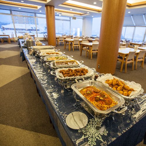 ボリュームあるメニューが盛りだくさん