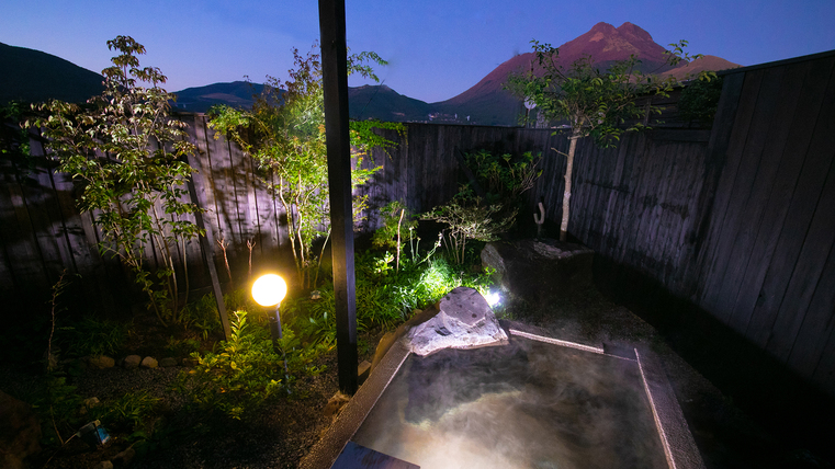 【露天風呂付きジュニアスイートモダンルーム】プライベート空間で由布岳を望みながら温泉へ