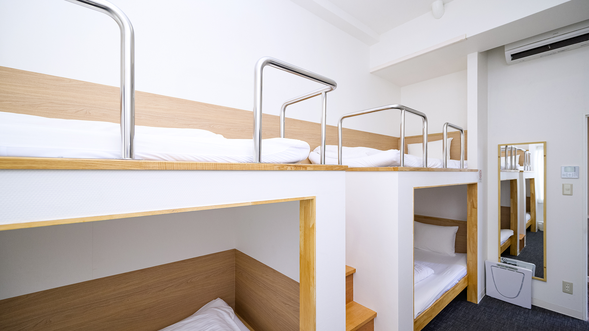 バンクベッド・フォースルーム