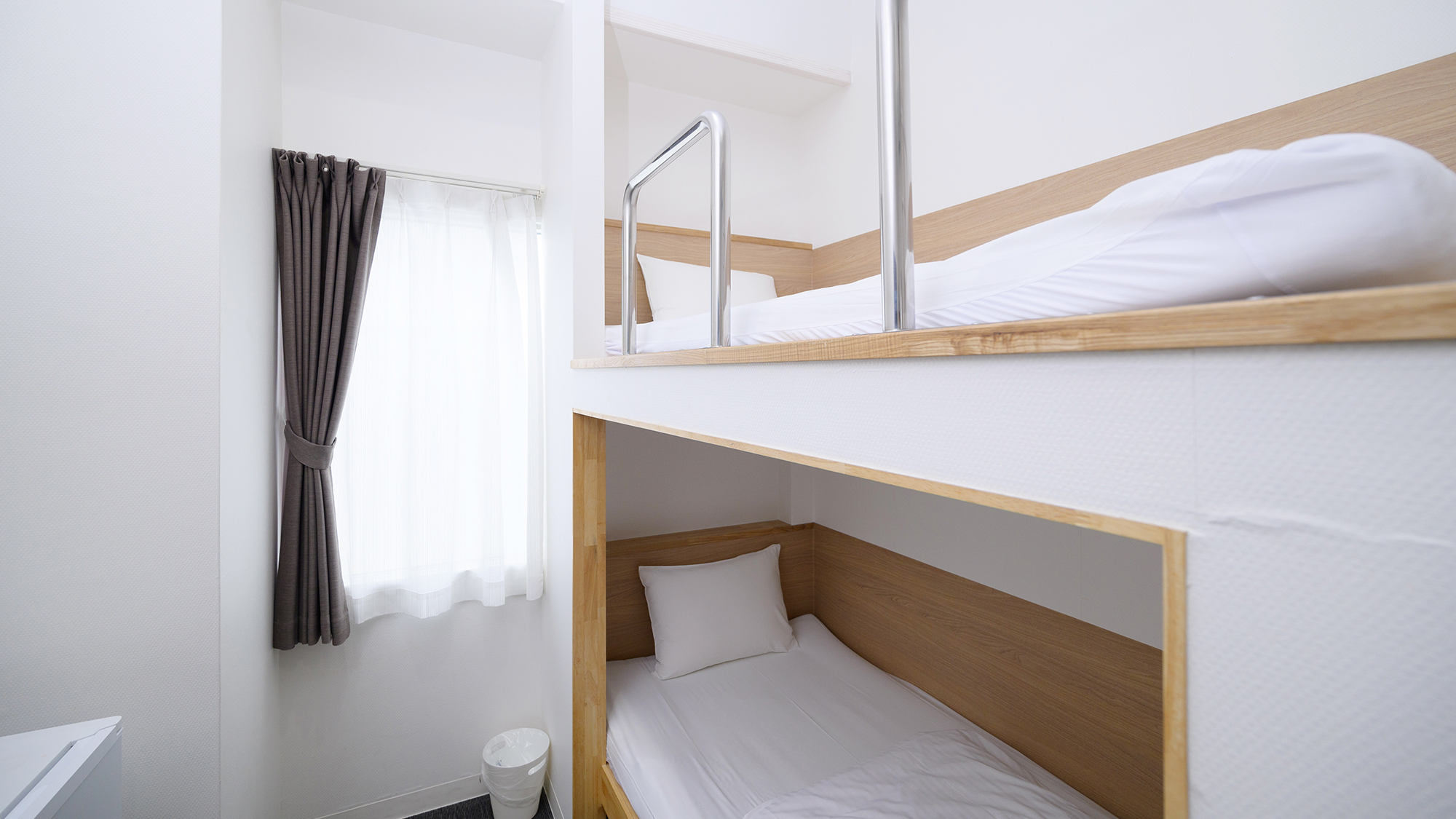 バンクベッド・フォースルーム