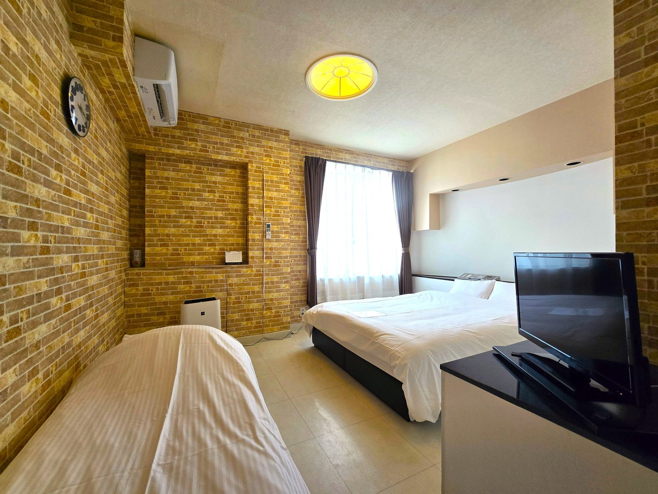 (喫煙・ペット可) ダブルルーム 2