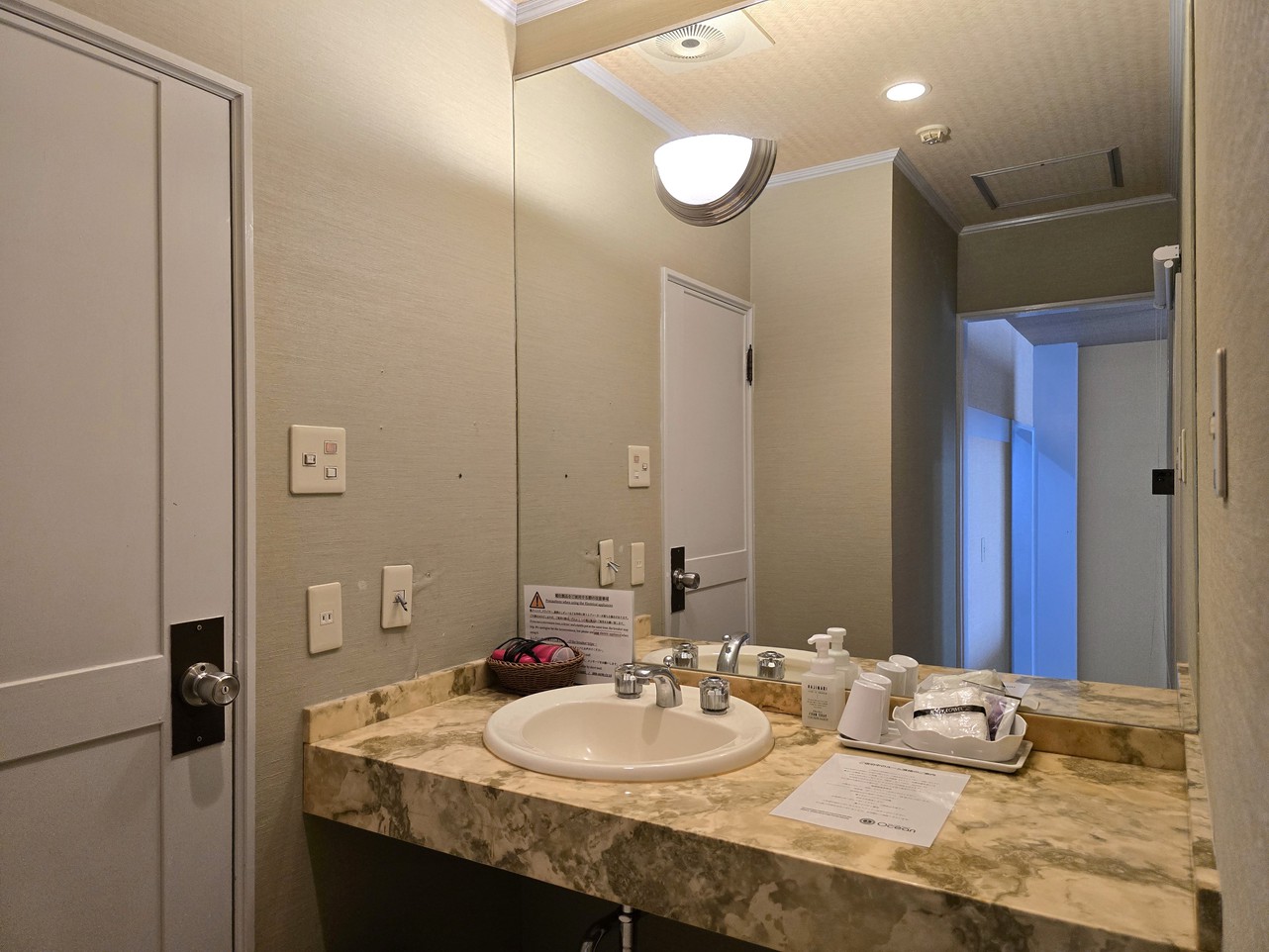 (喫煙・ペットNG) ダブルルーム 2