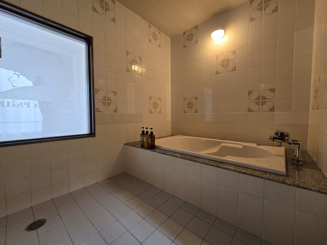 (喫煙・ペット可) ダブルルーム 2