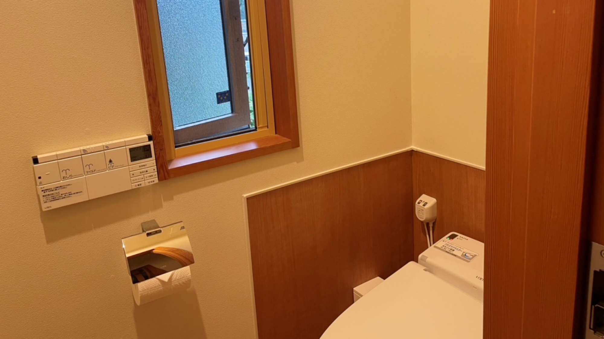 【お手洗い-2F】