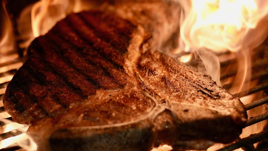 【お肉好きな方におすすめ】豊後牛 炭火焼きTボーンステーキプラン