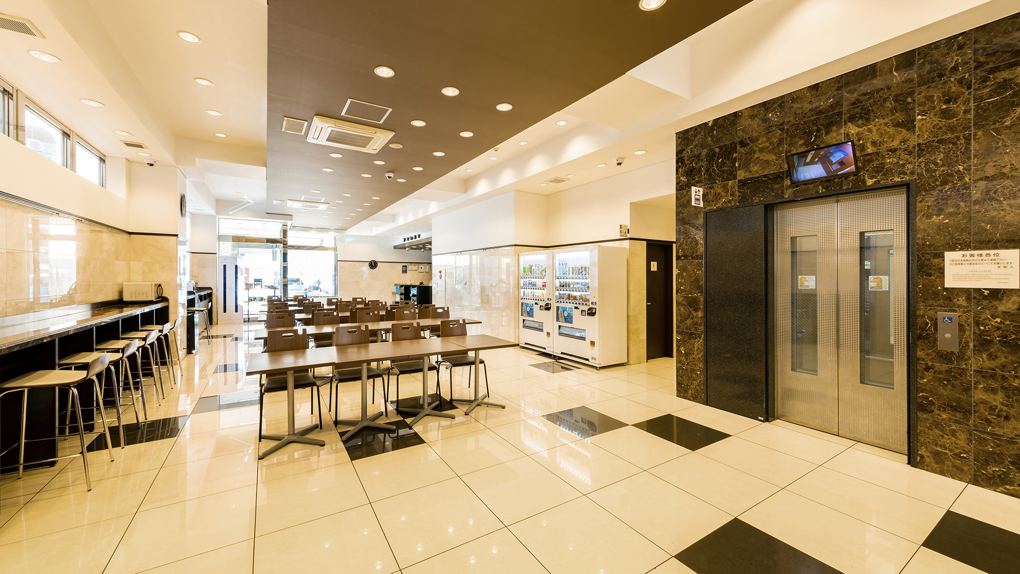 ロビーパントリー