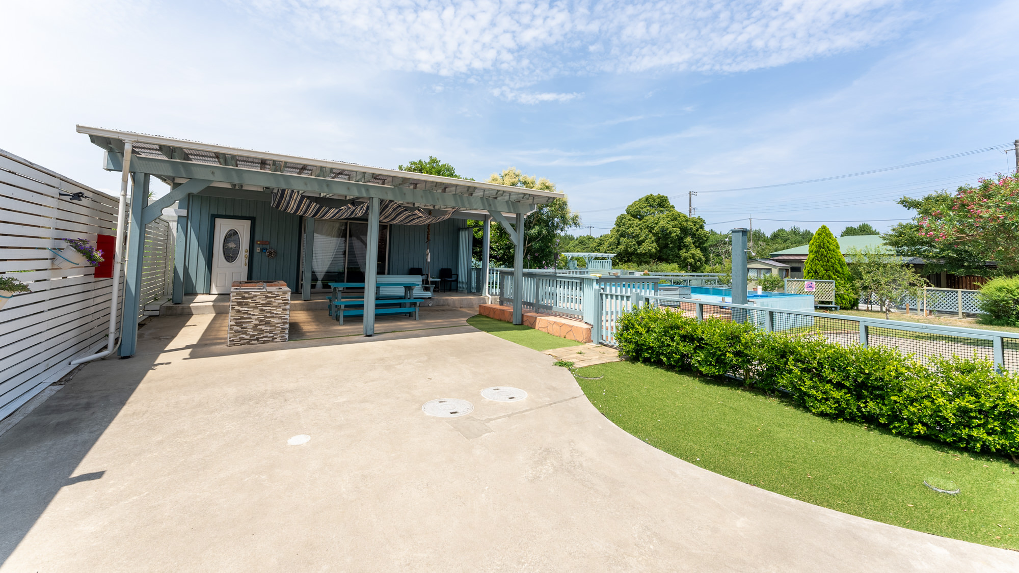 【アラン】～カリフォルニアのプールハウススタイル～