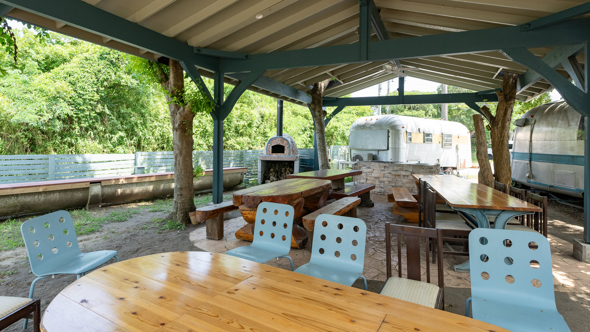 【施設設備】BBQ会場 雨天関係なくBBQをお楽しみ頂けます