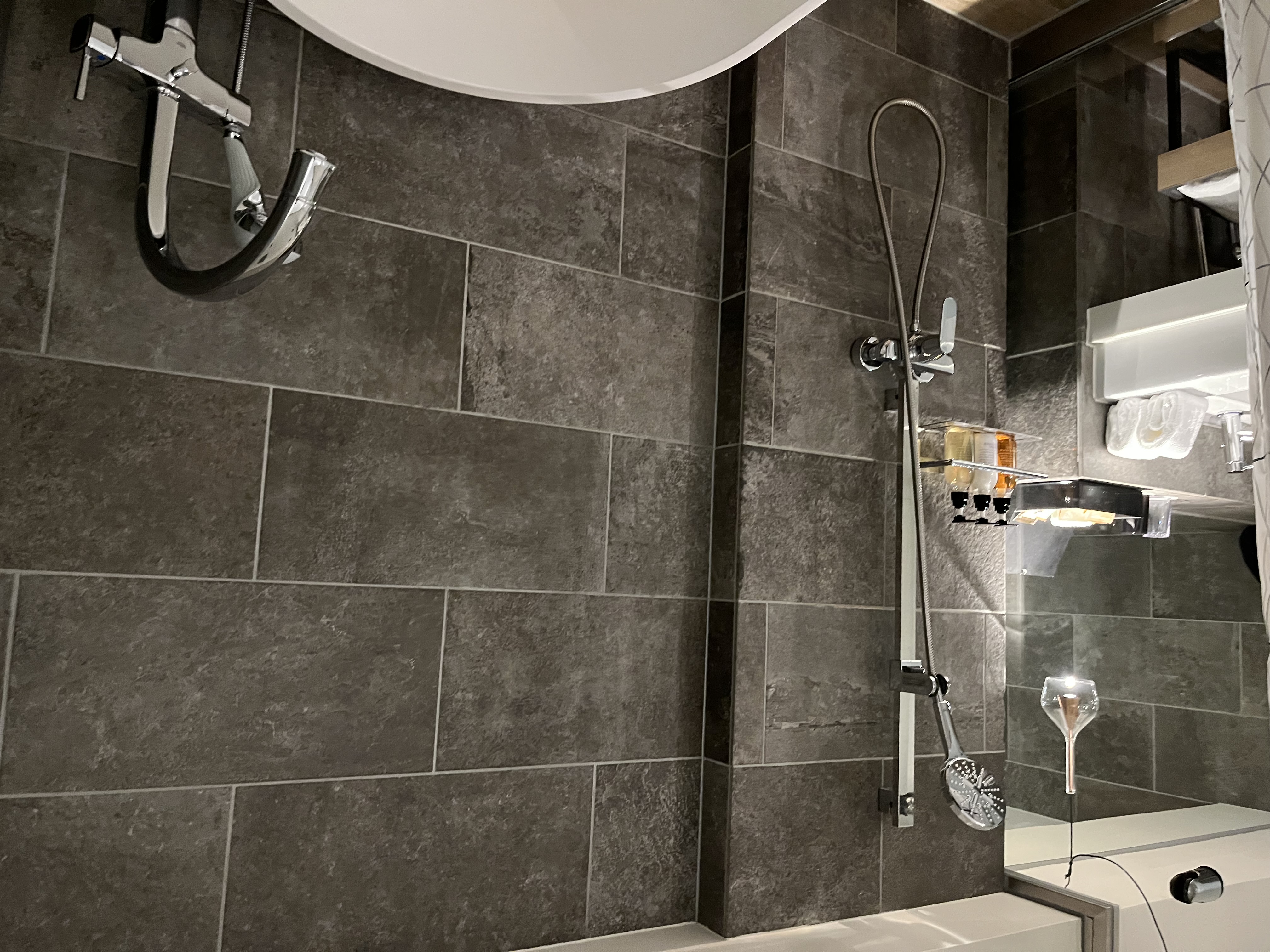 コルディアツイン　シャワー