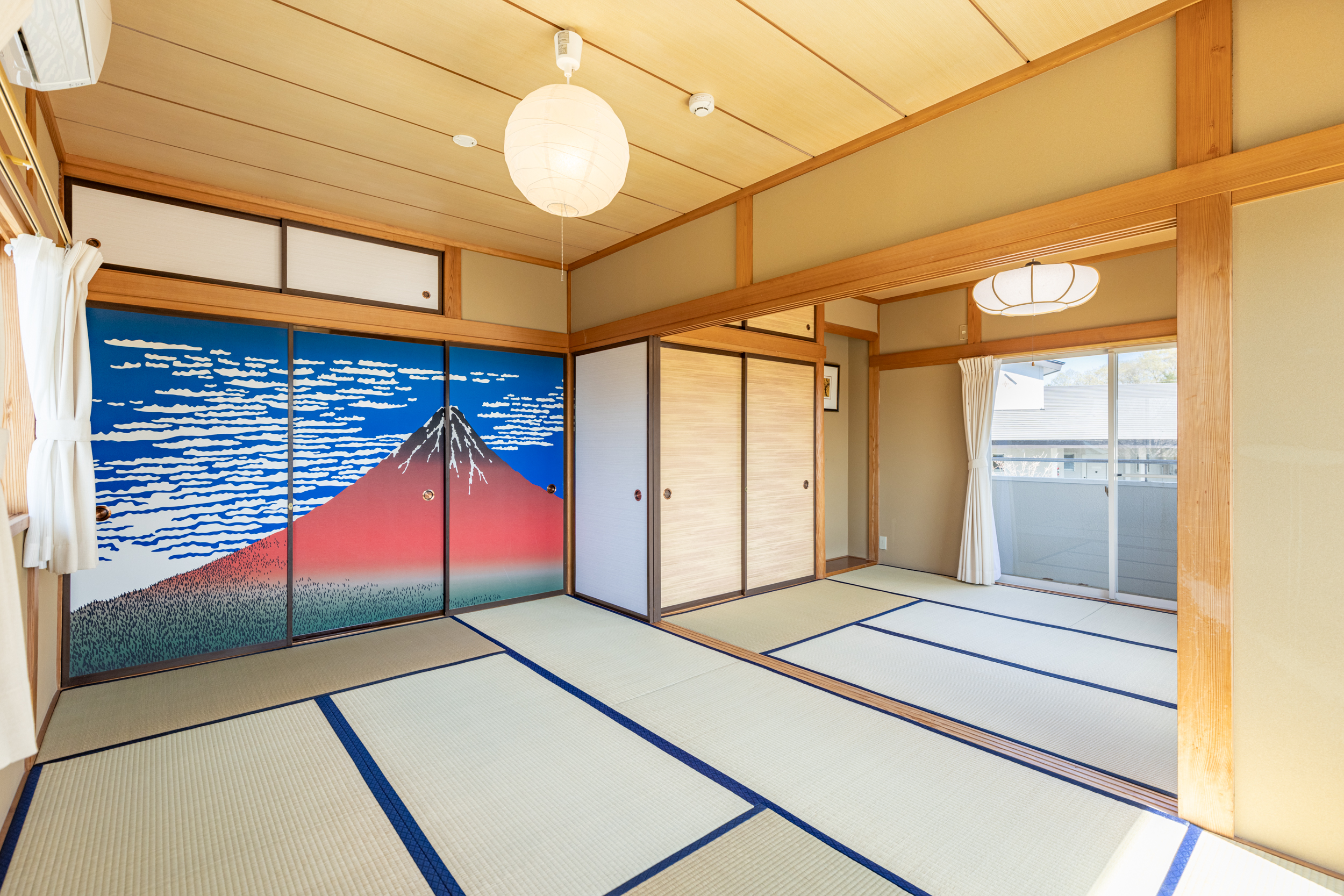 一戸建て露天付10名用　2階和室