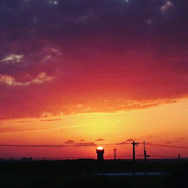 またたびやからの夕日