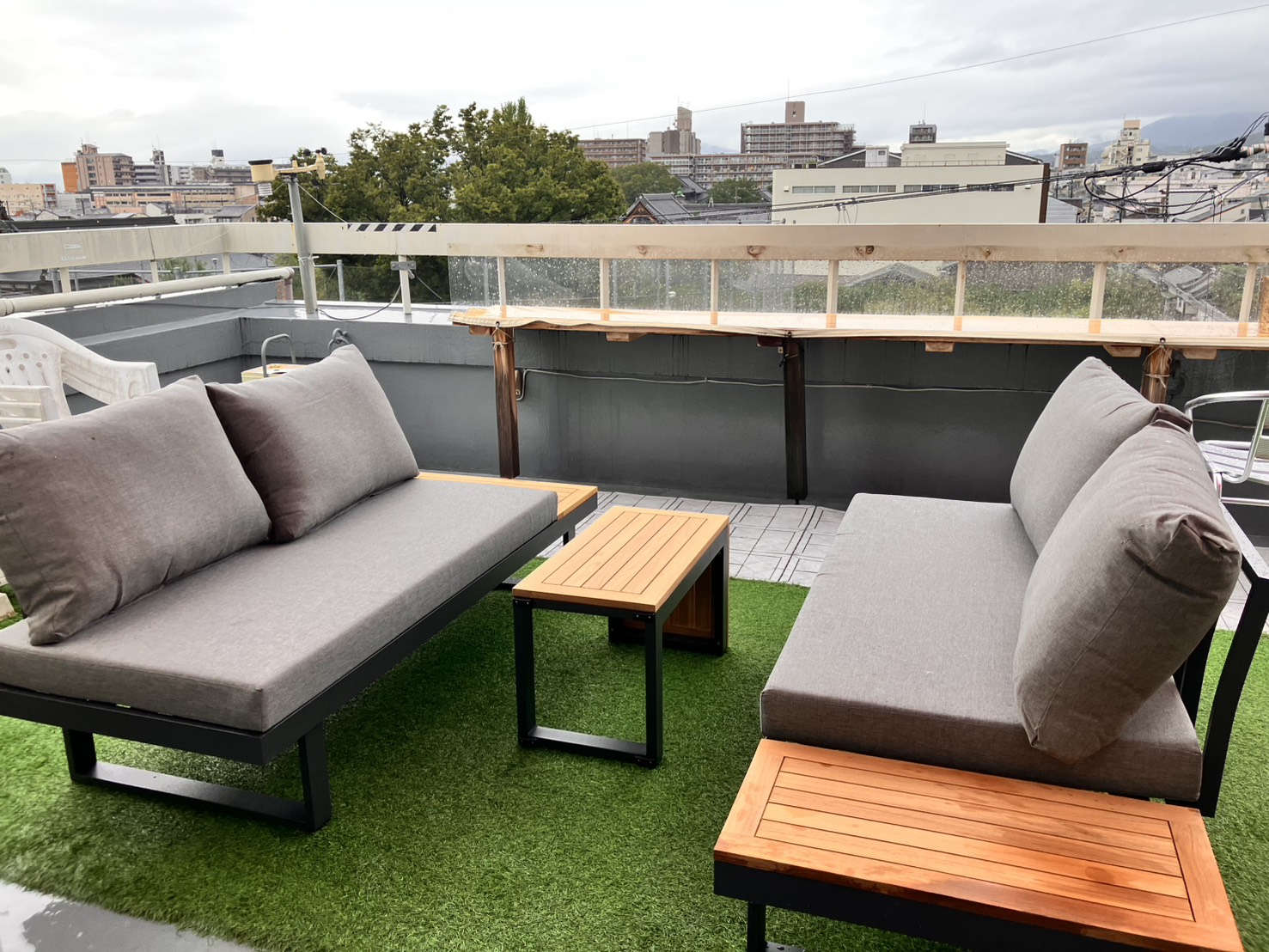 バルコニーのソファ