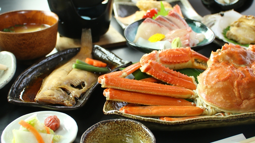 【越前産セイコガニ１杯】と茹でカニ１杯付き+海鮮コースでご満悦！敦賀の味覚を食べ尽くす