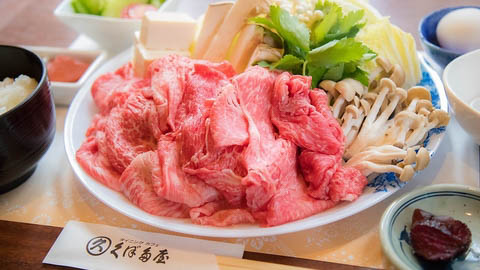 【夕食提携店③「久ぼ多屋」】近江牛といえば・・のすき焼きももちろん選択可能。のどが鳴ります