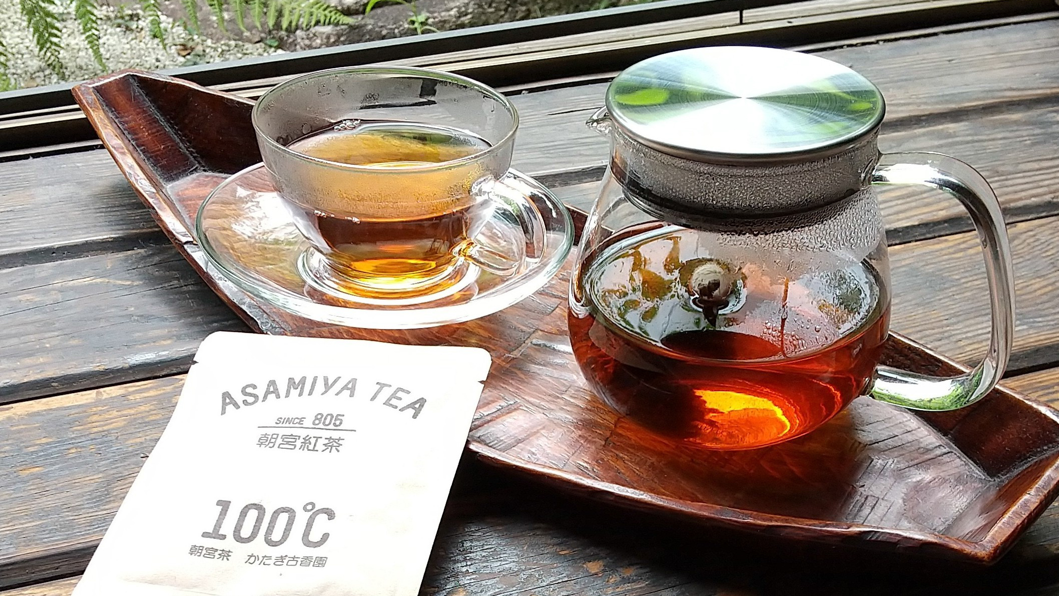 すべてのお部屋に、滋賀県朝宮産の和紅茶をセットしております（かたぎ古香園様より取り寄せしております）
