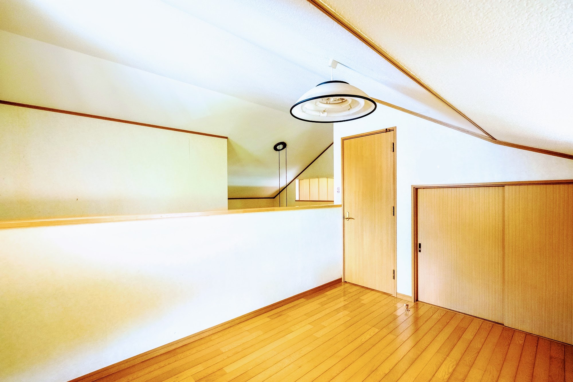 大型棟　２F寝室小