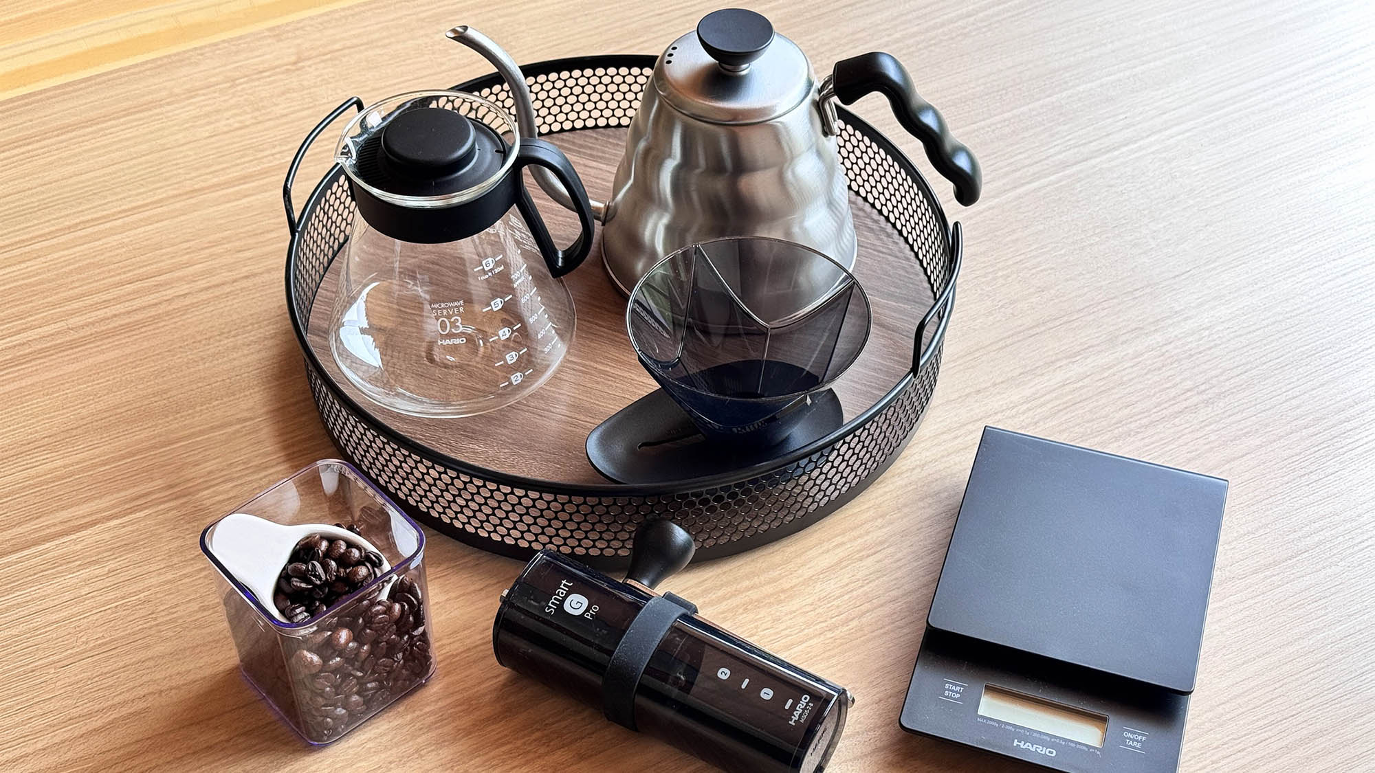 豆から挽いて楽しむ本格的コーヒーで優雅な朝の一杯を！