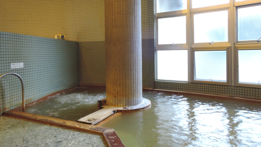 【素泊まり】サウナ設備など充実の大浴場！源泉かけ流し温泉でリフレッシュ