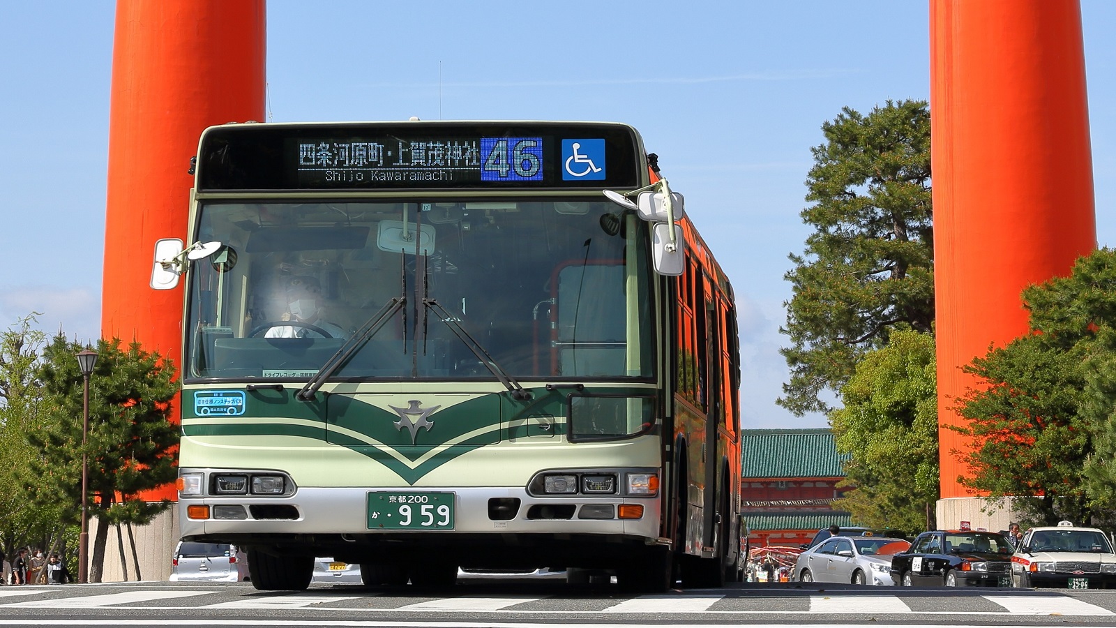 京都観光はバスが便利