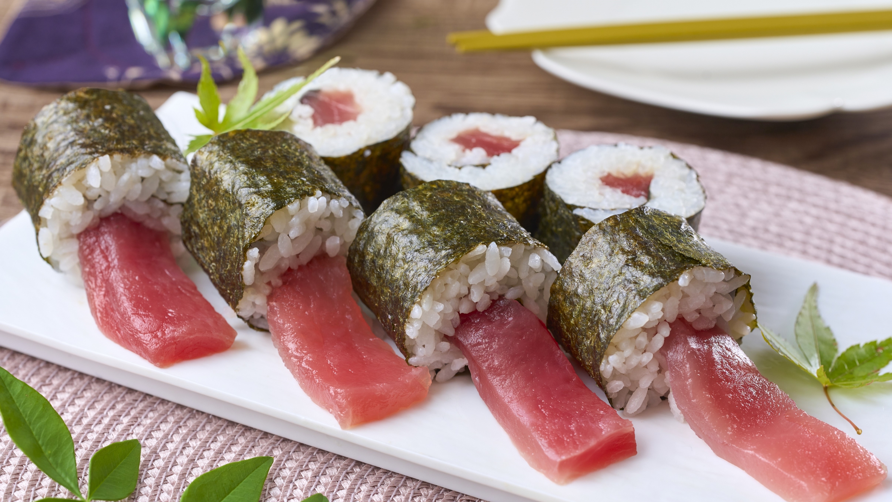 はみだしマグロの鉄火巻き（おすすめご当地グルメ）　※イメージ