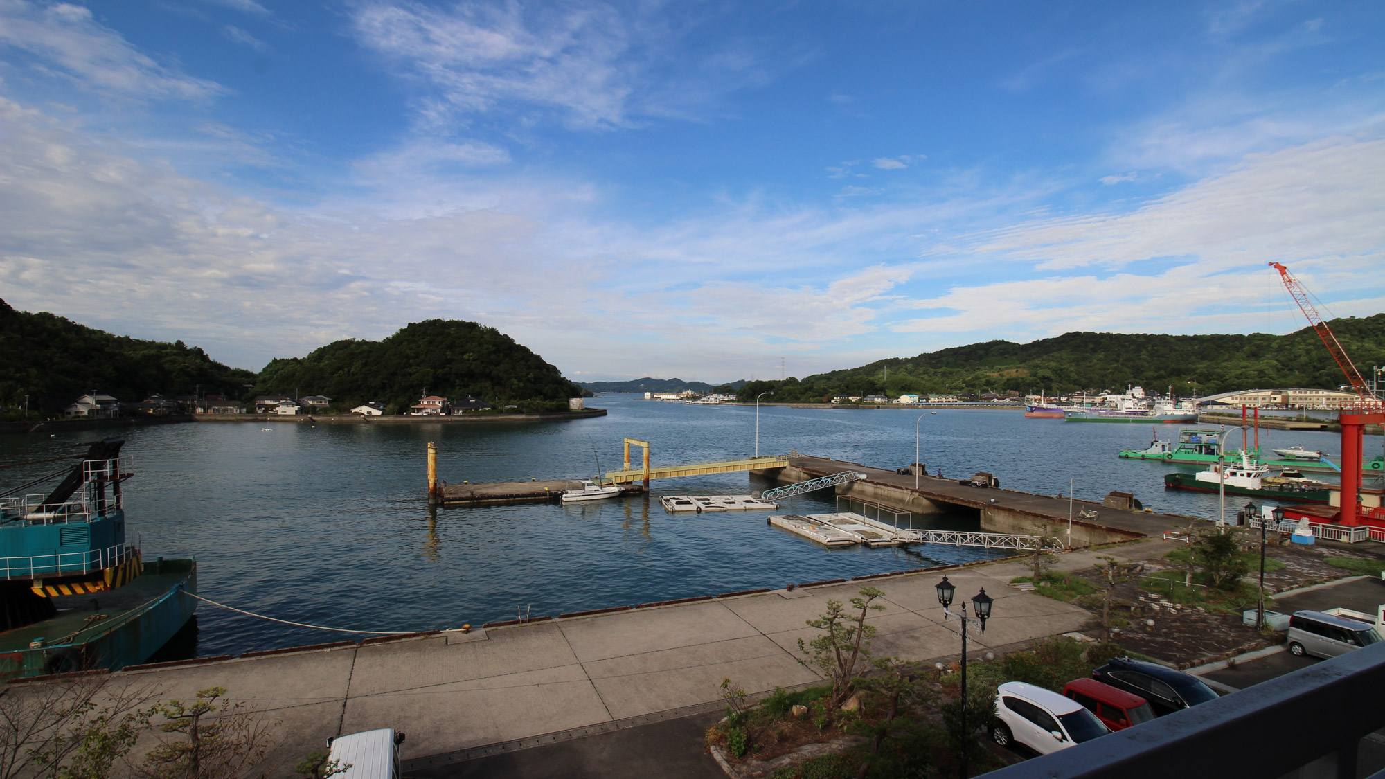 *【お部屋からの景色一例】お部屋からは穏やかな海がご覧いただけます。