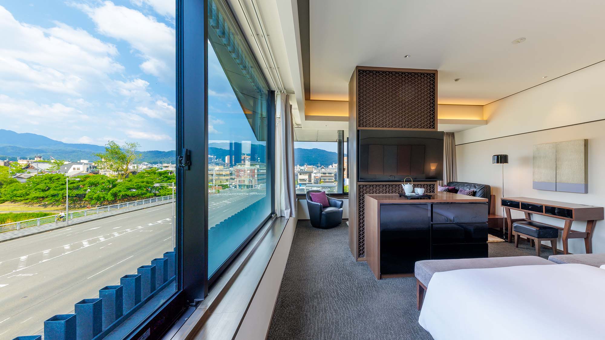 【鴨川スイート】